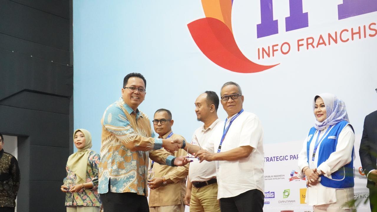 Kakanwil Kemenkum Kaltim Hadiri Pembukaan IFBC Expo 2025 di Balikpapan, Dorong Waralaba Jadi Pengungkit Ekonomi Daerah